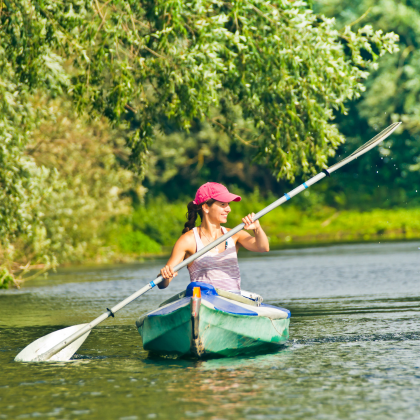 Kayak (c) Canva Pro