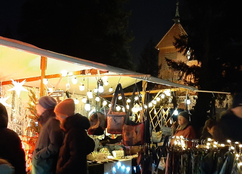 Gatower Weihnachtsmarkt c Ilka Grosse