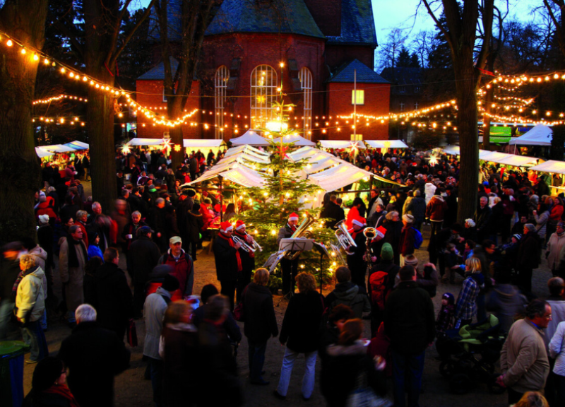 Adventsmarkt Evangelisches Johannesstift (c) Raimund Mueller