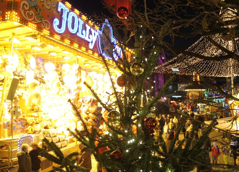 Jolly_Joker_Weihnachtsbaum_Spandau_Medien_Dienst_Schwintowski