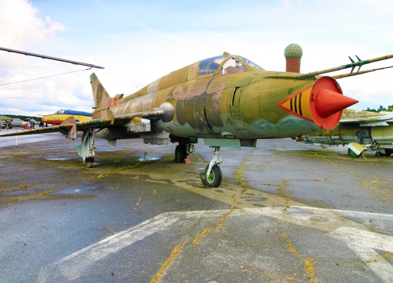MHM Jet